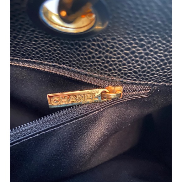 ❗️SOLD❗️CHANEL Caviar GST - Picture 8 of 12